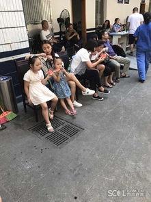 吃瓜群众感动吗图片,吃瓜群众感动瞬间，共绘人间温情画卷