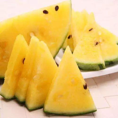 网传吃瓜图,揭秘网络热传“吃瓜图”背后的故事与真相