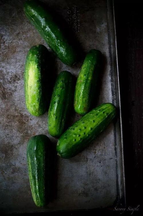 一人吃半个瓜,品味生活小确幸