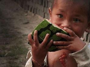 吃瓜阿姨的照片,捕捉生活中的欢乐与温馨